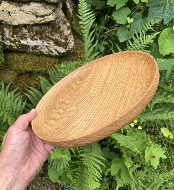 Assiette en chêne massif - diamètre 27cm
