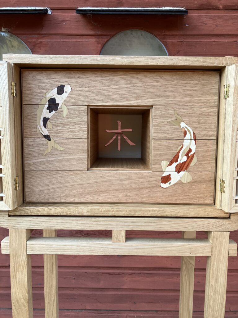 Tiroirs de meuble avec motif Nishikoi