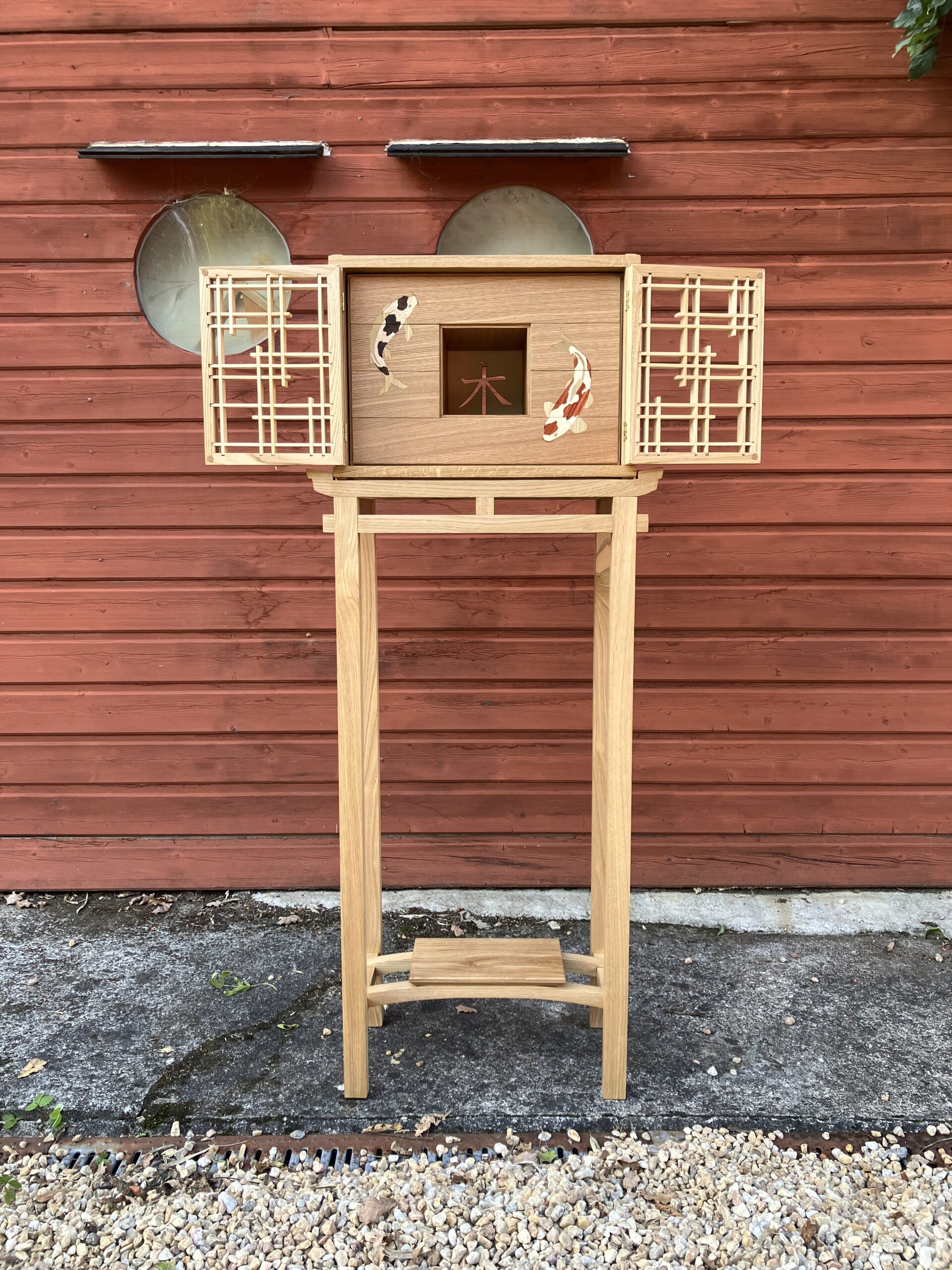 Cabinet japonais sur piètement – Image 9