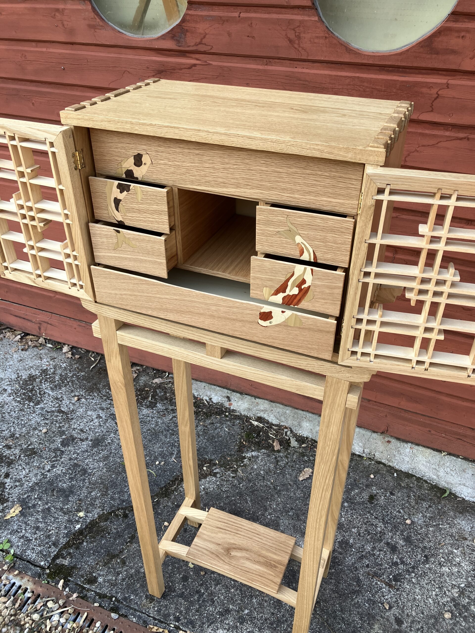 Cabinet japonais sur piètement – Image 2