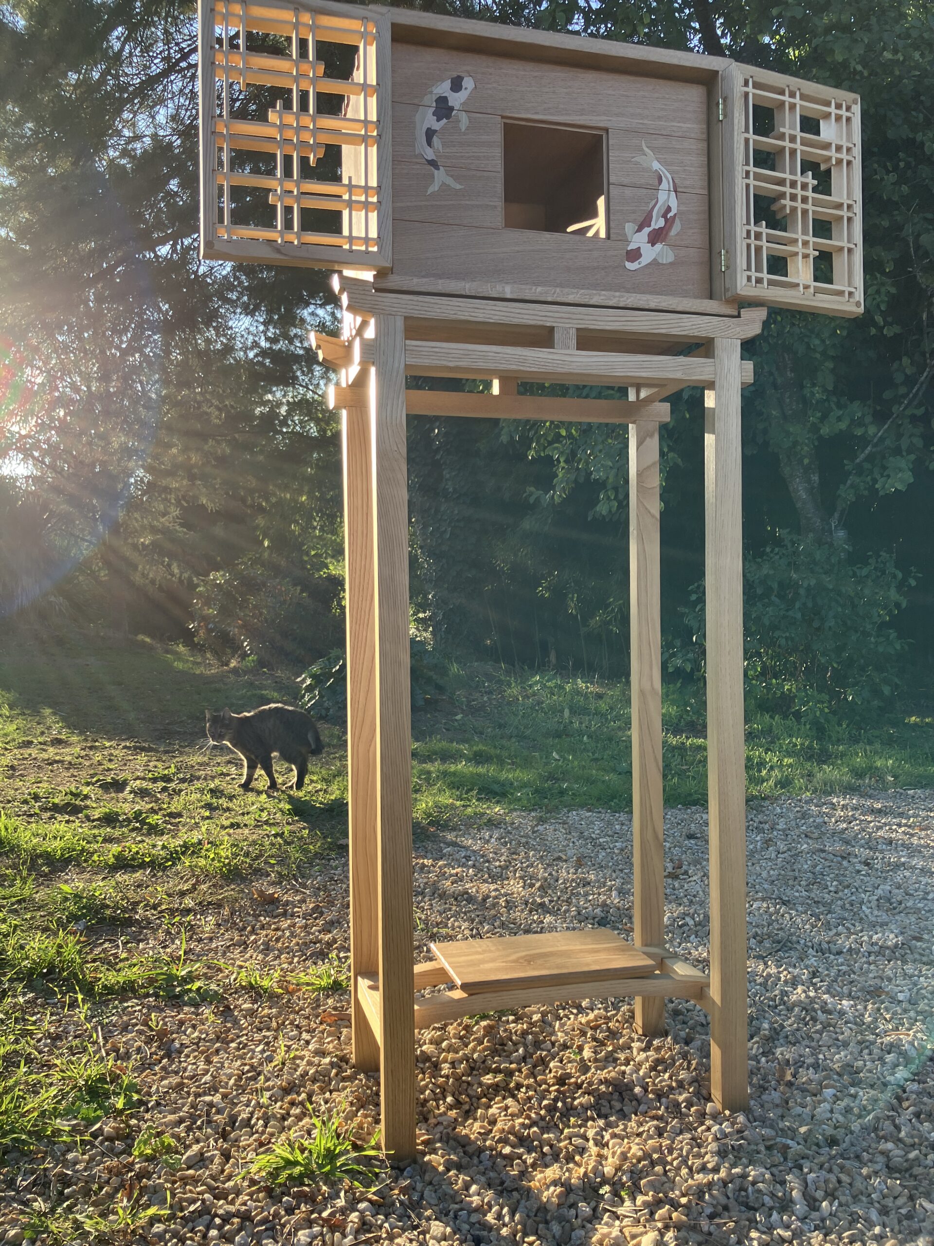 Cabinet japonais sur piètement